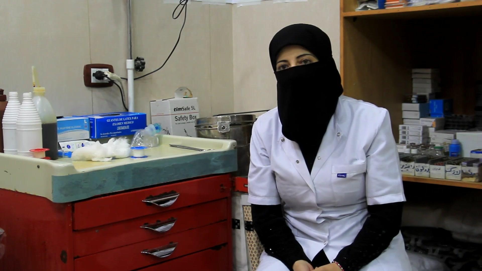 Aleppo nurse Um-Yehia in a hospital