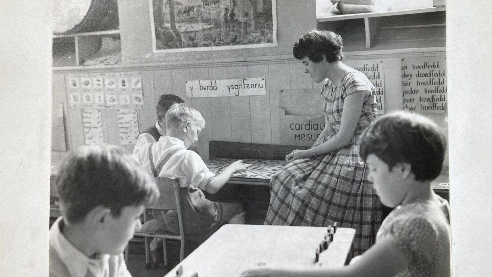 Ysgol Gymraeg Rhymni yn y 1950au