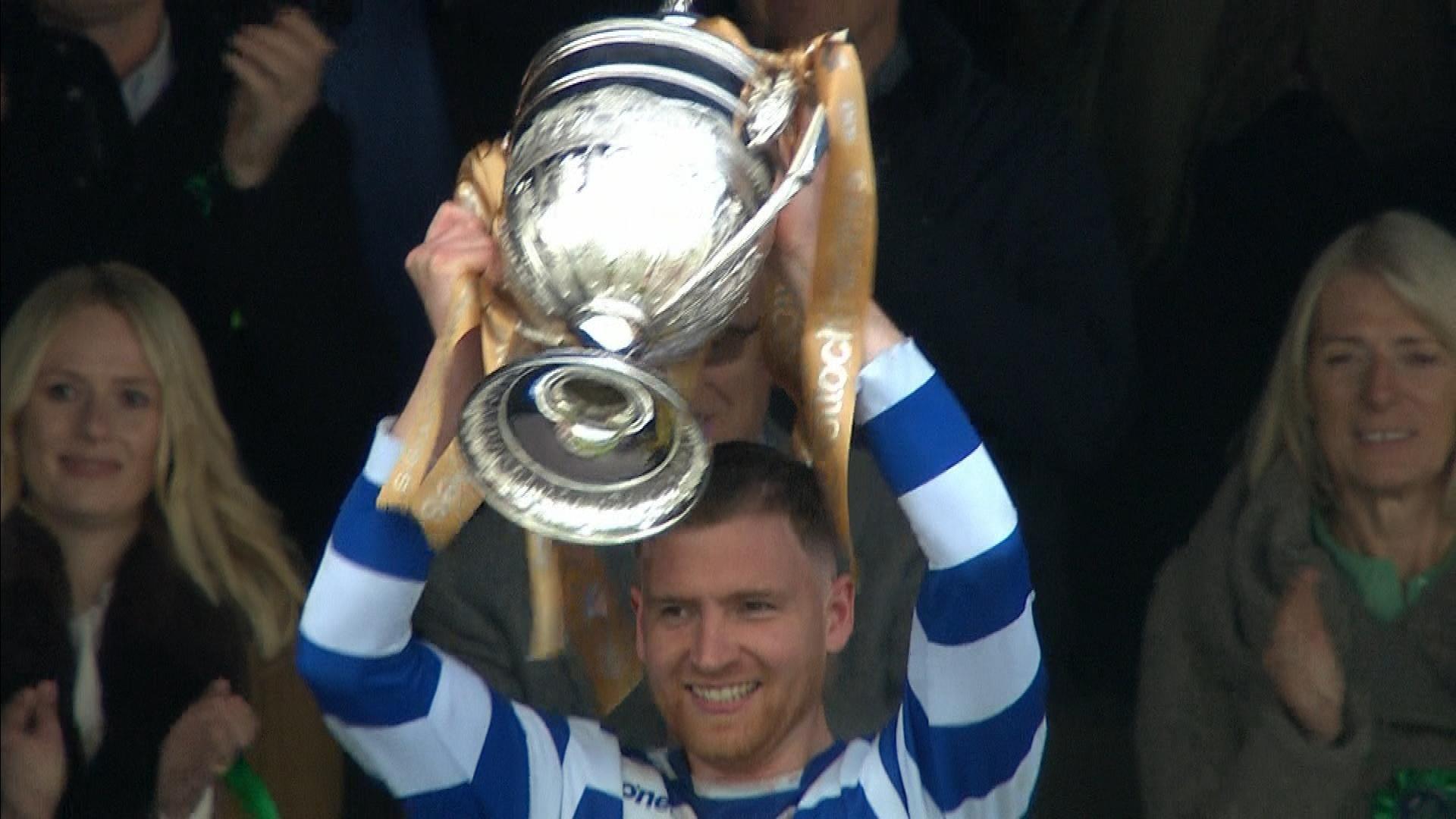 Baile Ùr an t-Slèibh le Cupa na Camanachd an 2025