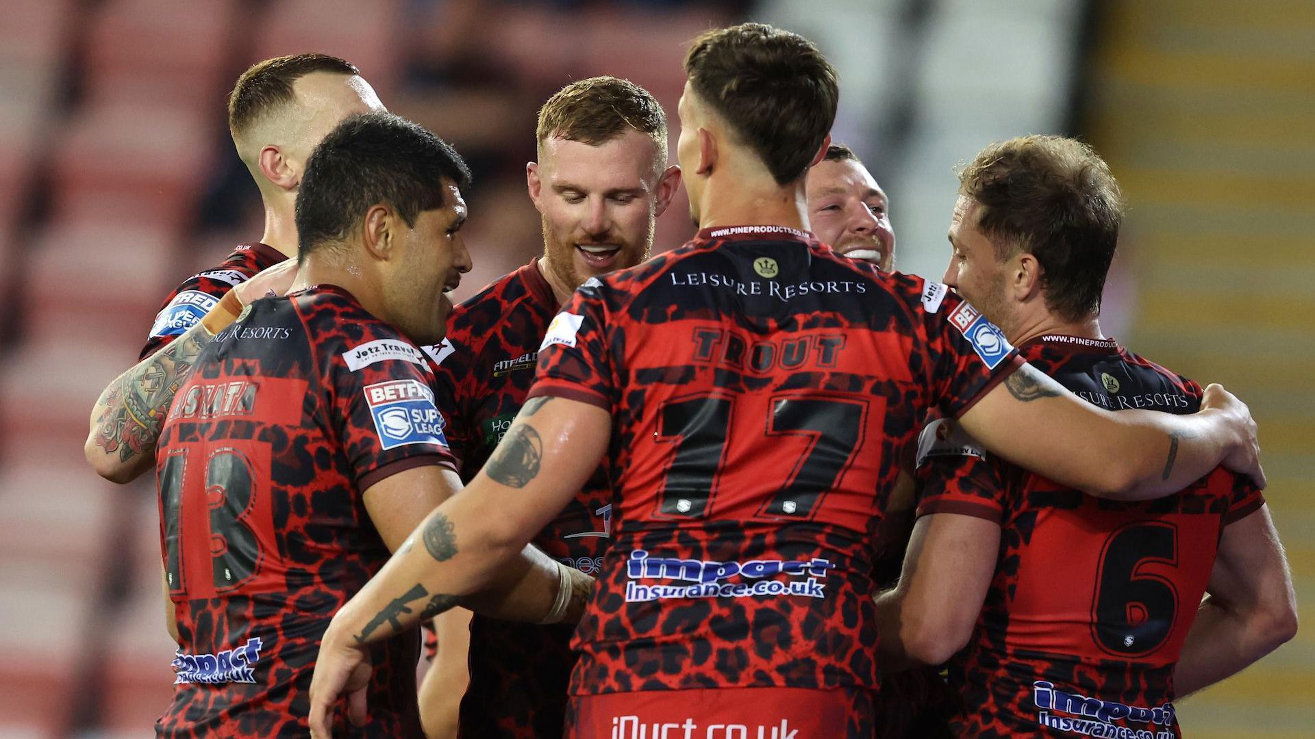 Leigh celebrate v St Helens