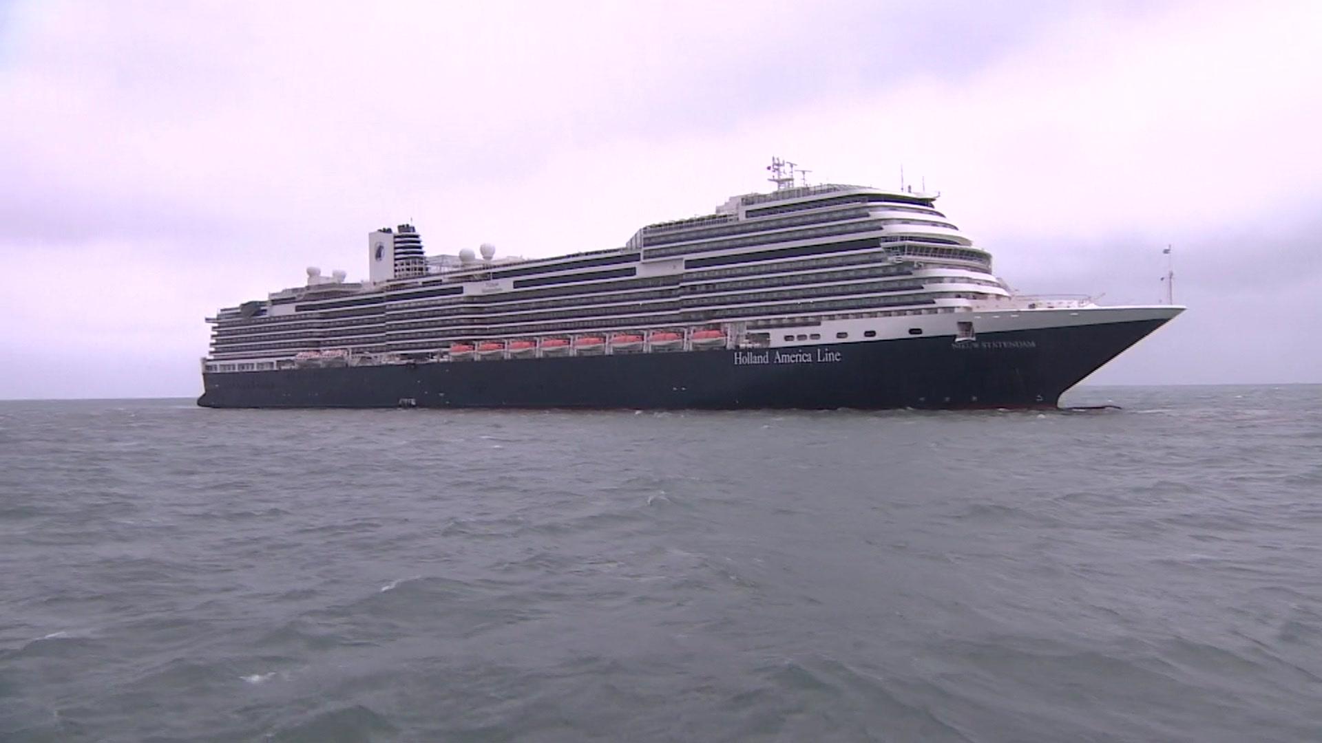 Cruise liner of Torbay