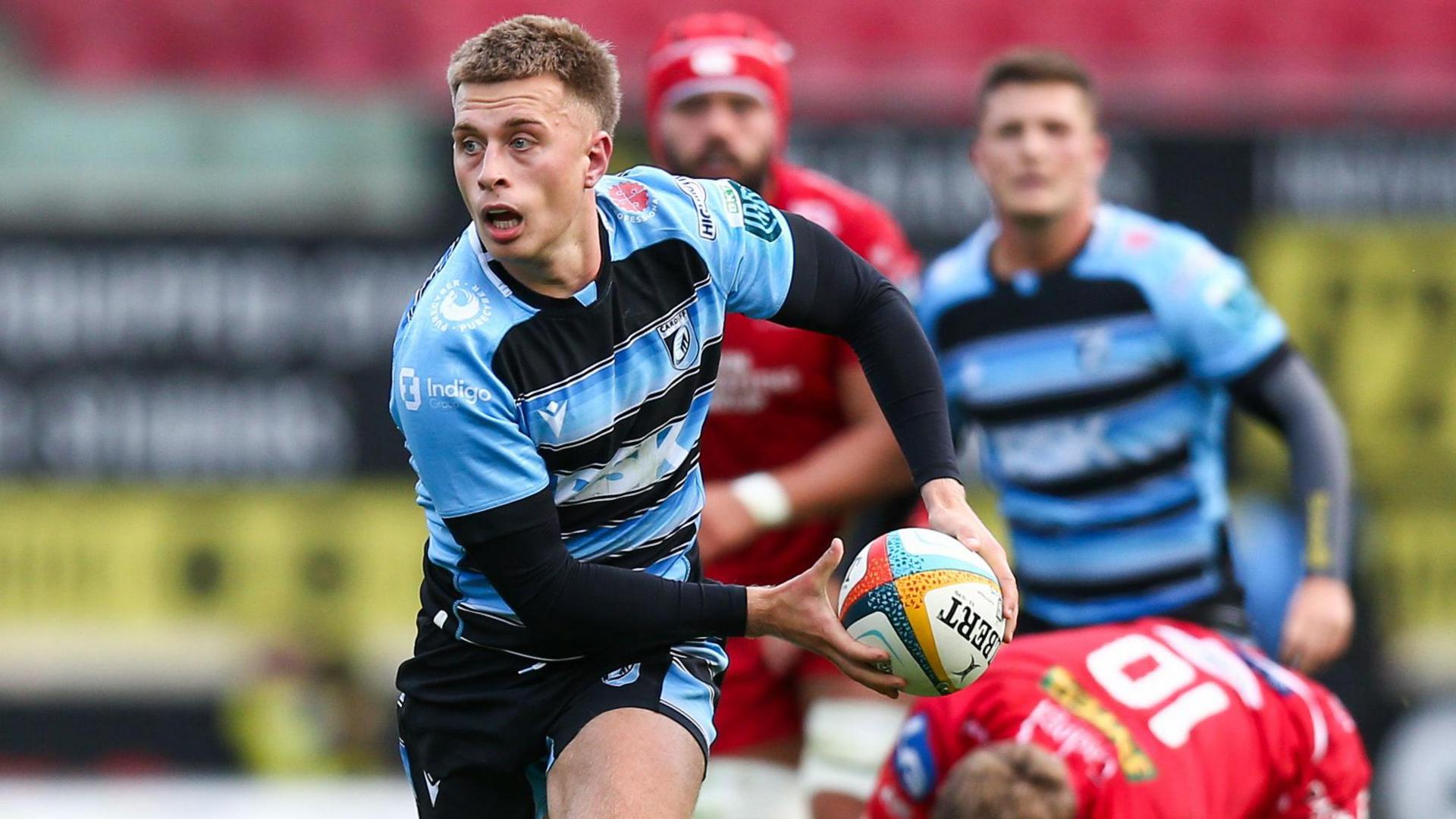 Full-back Cameron Winnett made his Cardiff debut against Harlequins in 2021