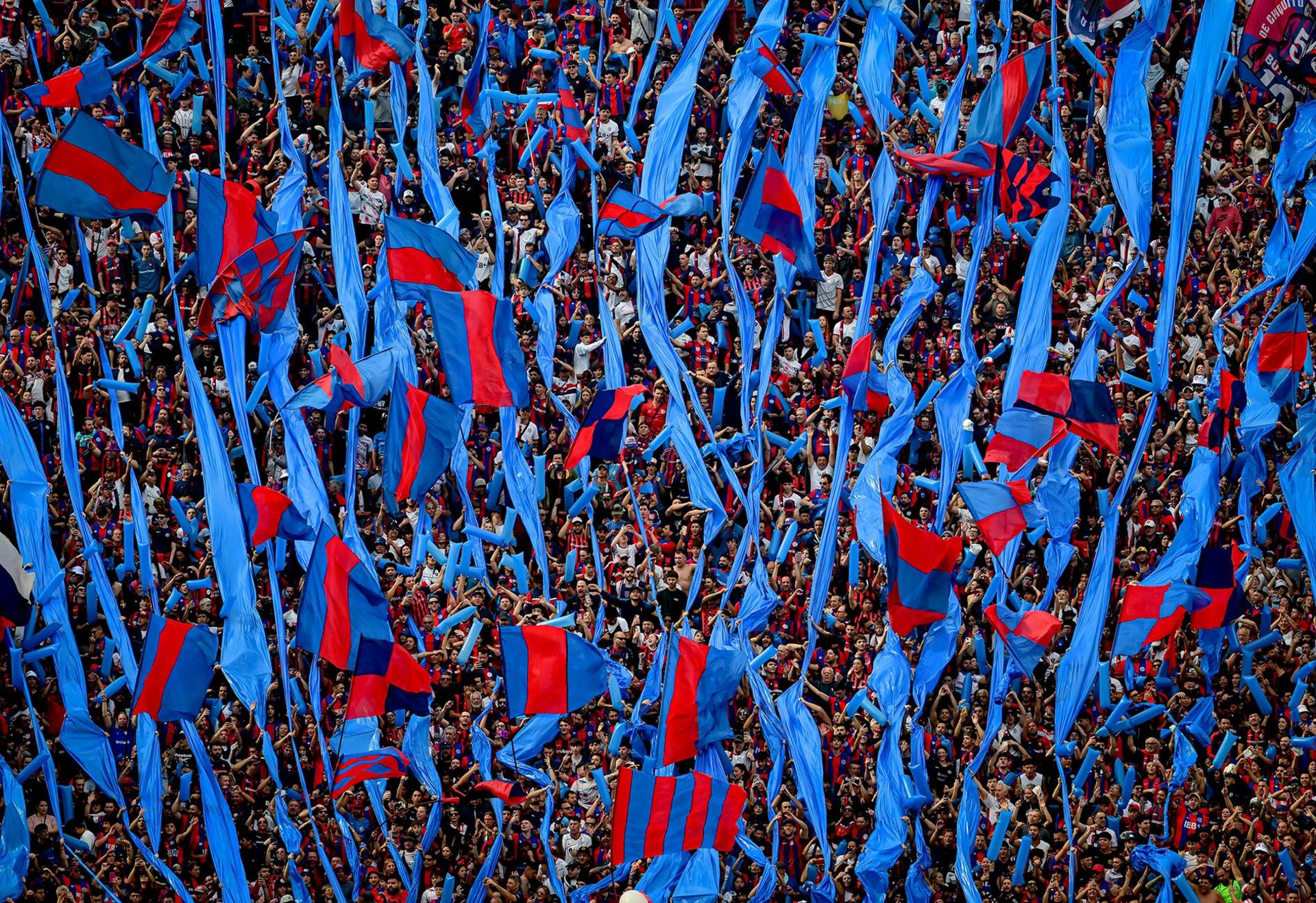 Fans of San Lorenzo cheer for their team prior to a Torneo Clausura Betano 2025 match between San Lorenzo and Huracan at Pedro Bidegain Stadium in Buenos Aires, Argentina. Photo by Marcelo Endelli