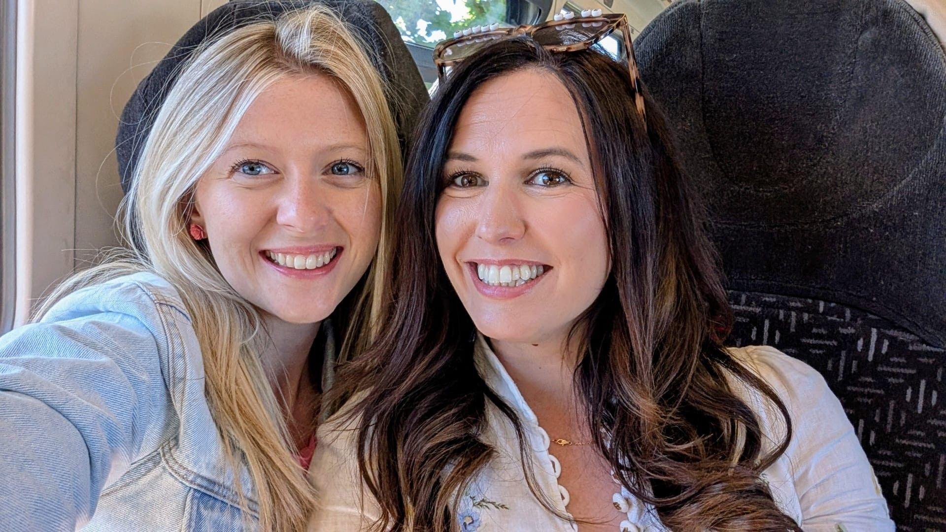 Enlli Angharad Williams a Laura Alliss