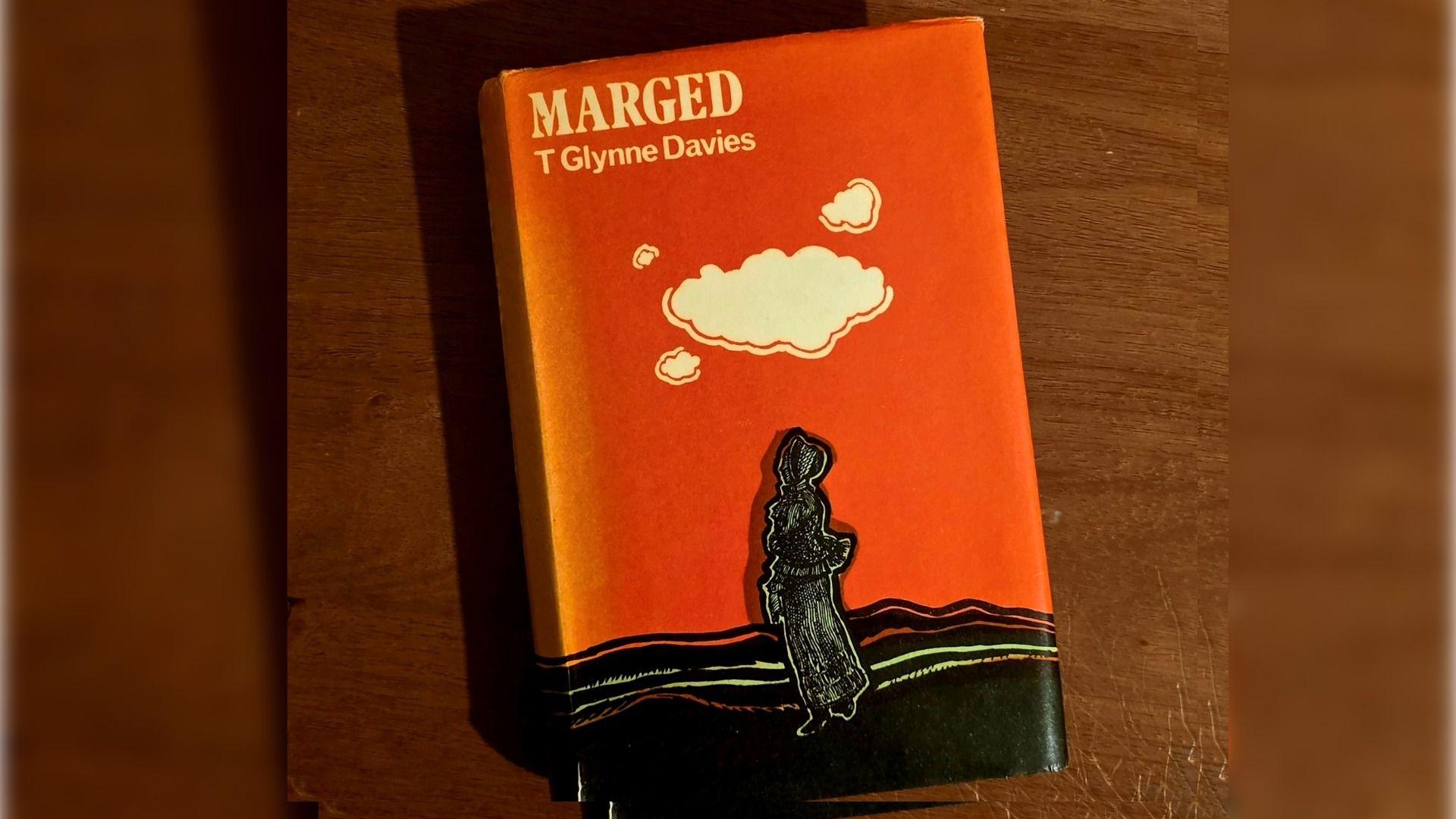 Llun o glawr y nofel Marged gan T. Glynne Davies