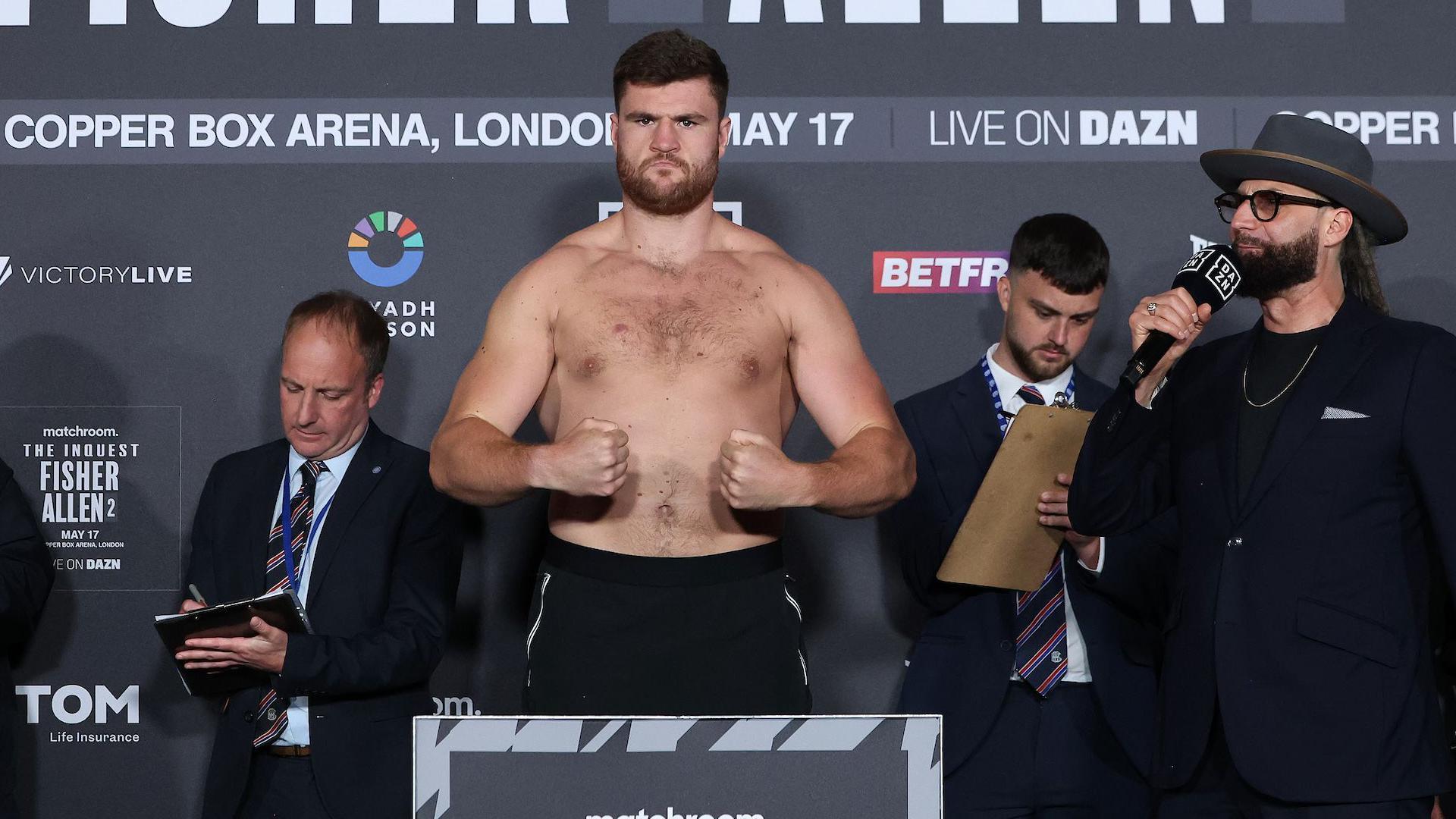 'The Romford Bull' always brings big support with him and headlines in London for the second time