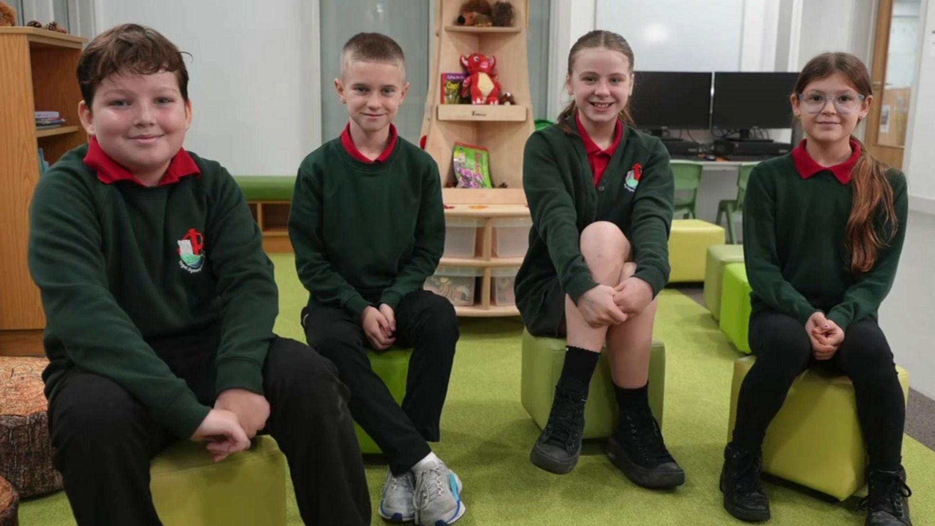 Bryn, Jude, Cadi ac Ariella