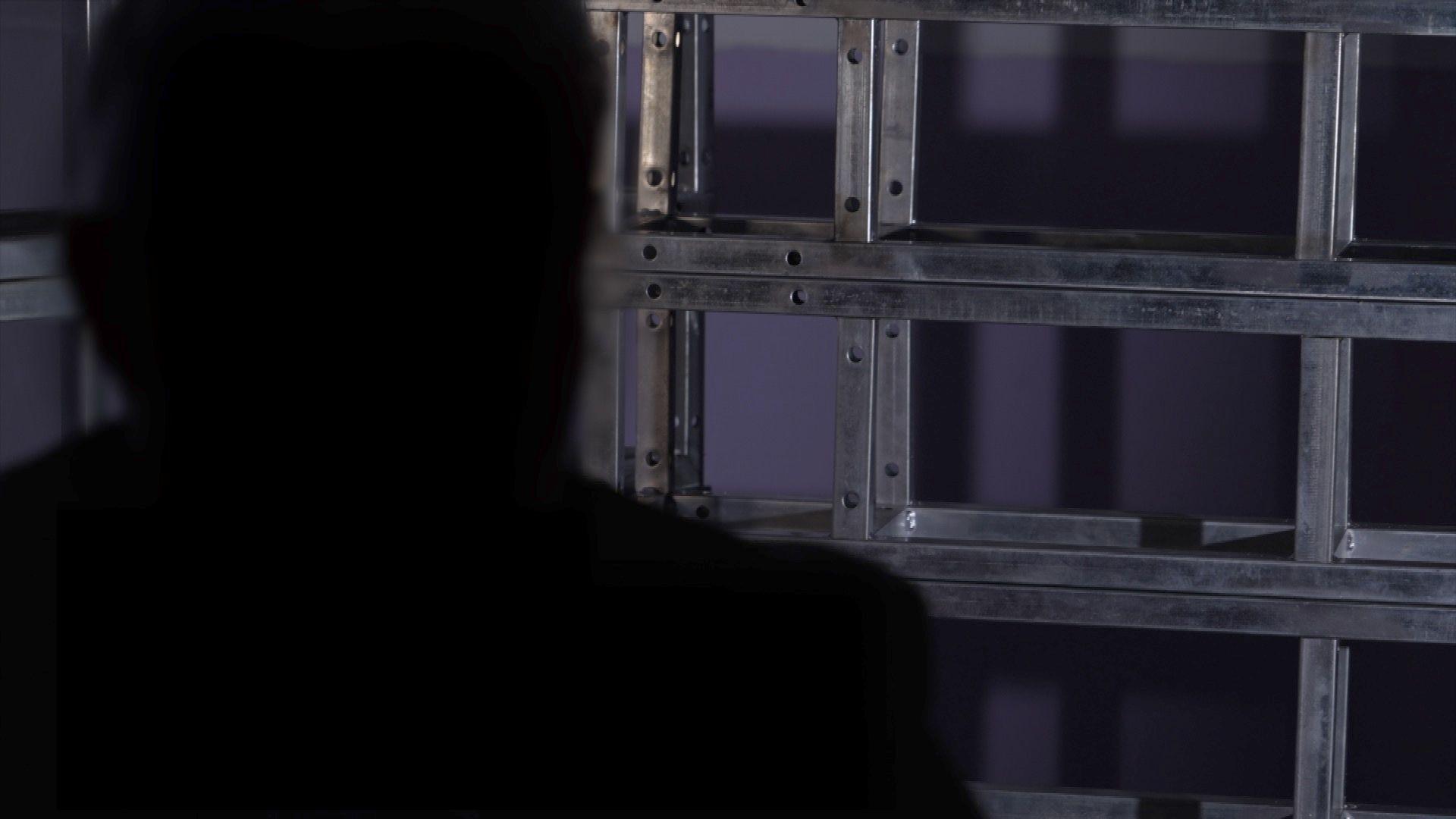 A sillhouette of Paul's face, we have disguised his identity to protect the identity of his child 
