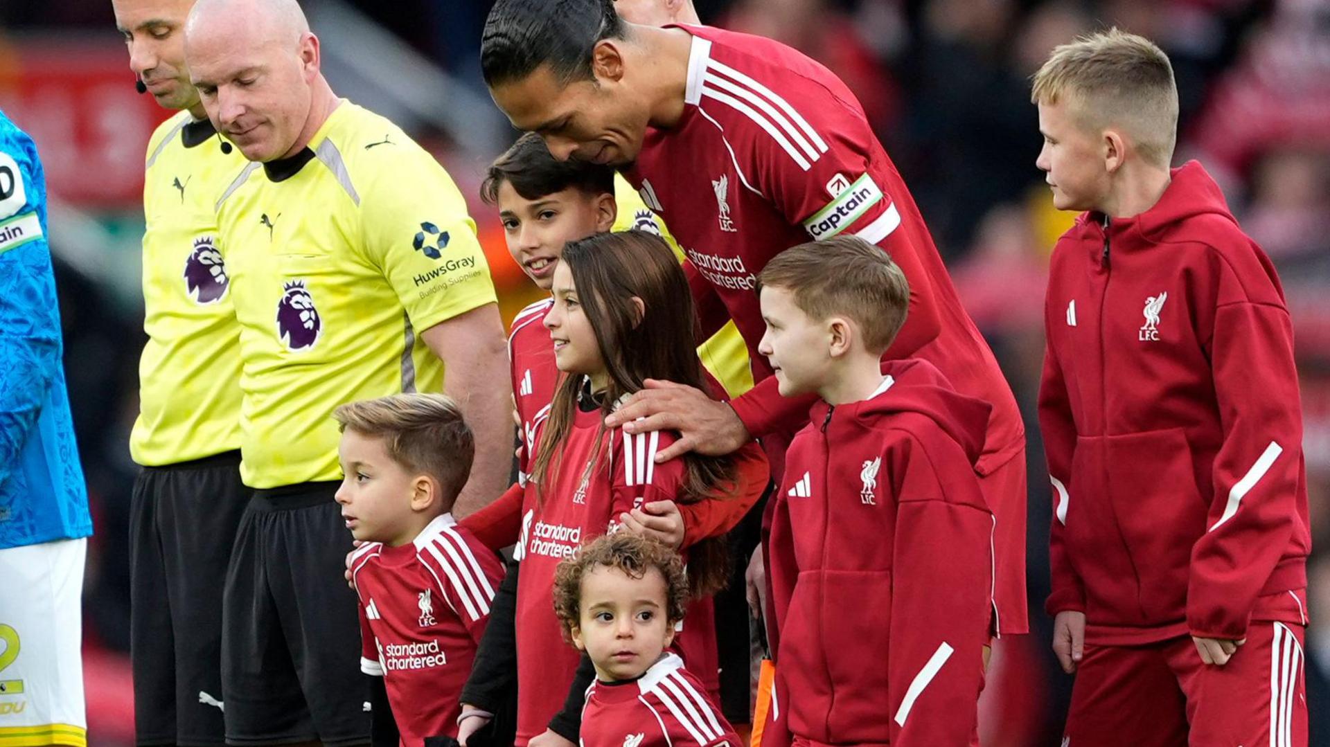 Diogo Jota's wife thanks Liverpool fans for the 'love' - BBC News