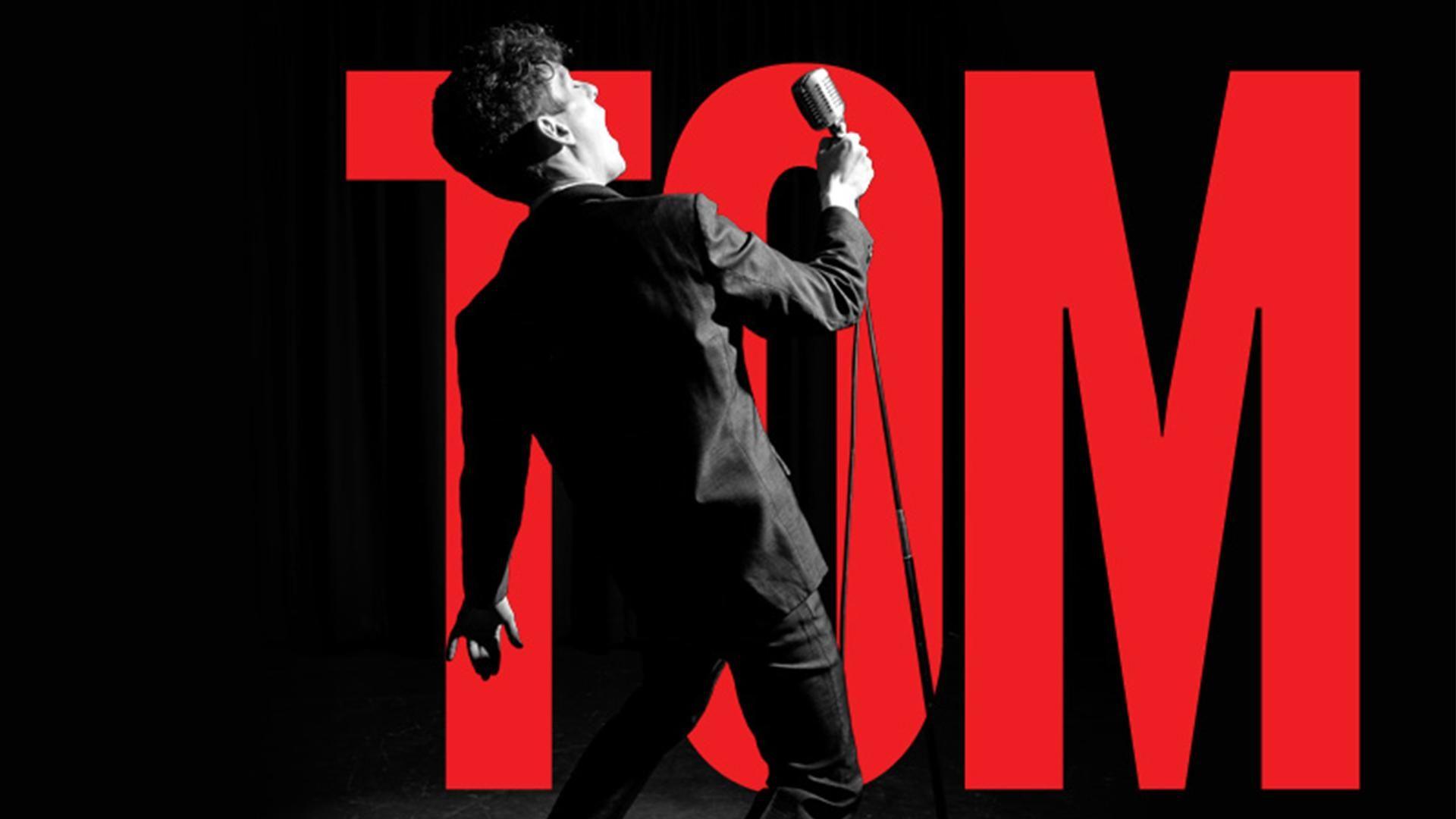 Gwyn fel Tom Jones ifanc