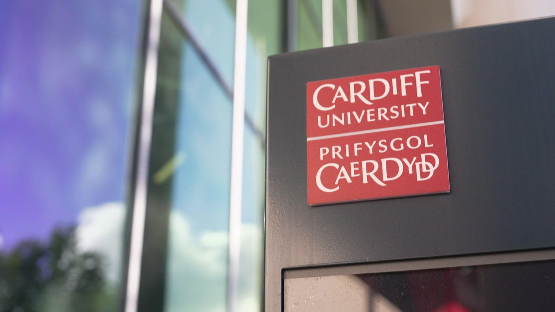 Prifysgol Caerdydd