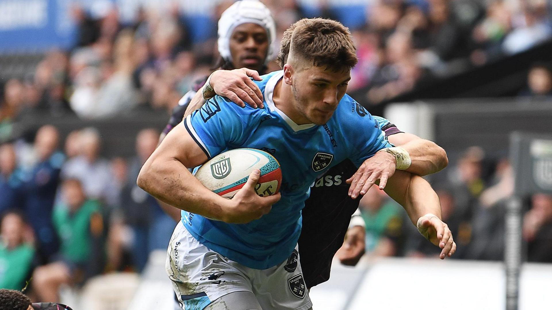 Dragons wing Harry Rees-Weldon scores on his debut