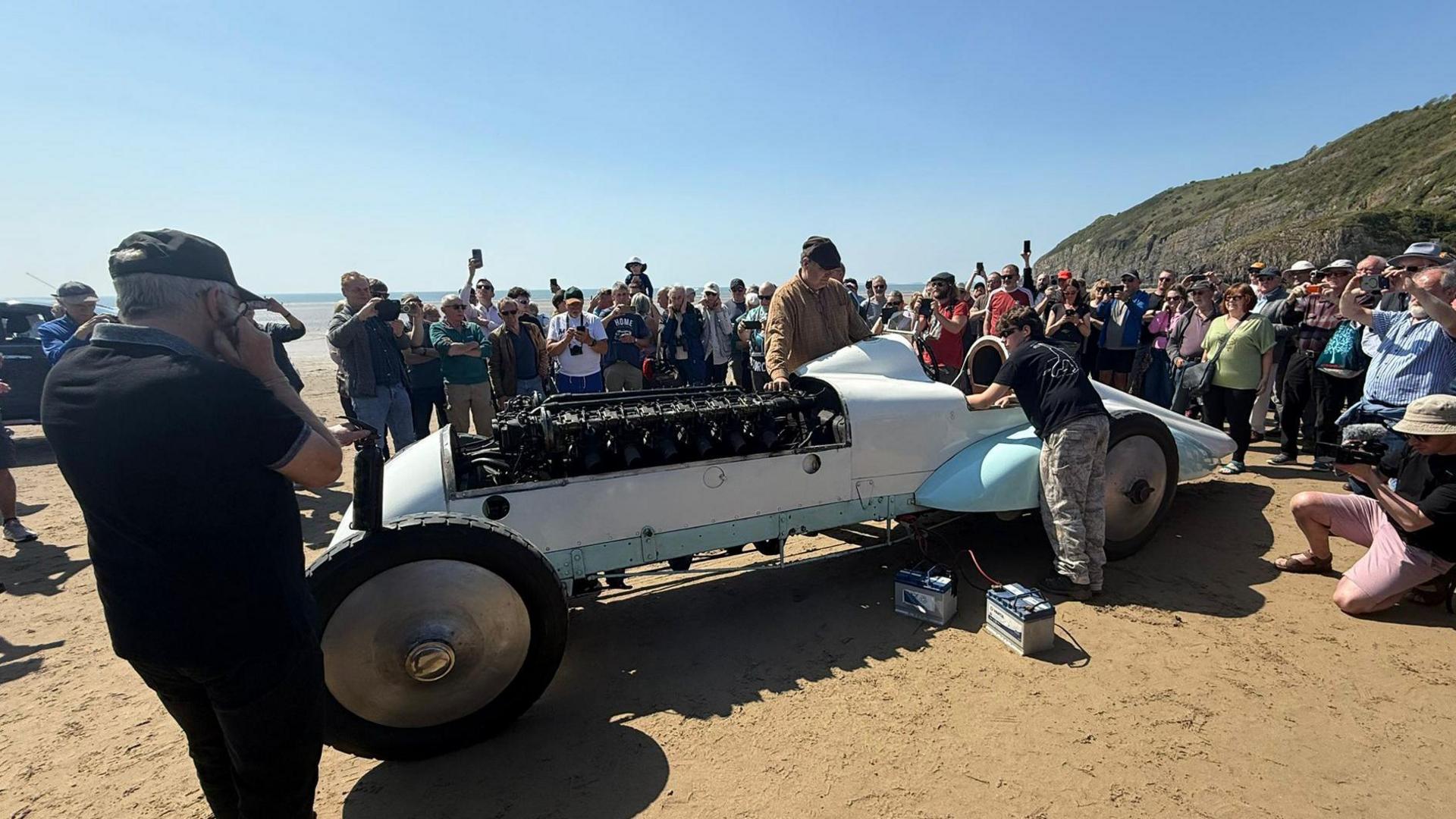 Llun Babs ar y traeth