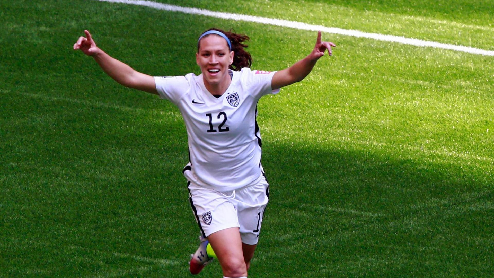 Lauren Holiday