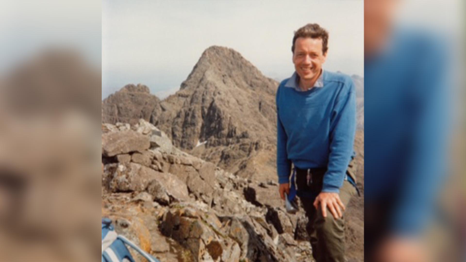 Tony Bianchi, tad Heledd, ar gopa'r Dolomites