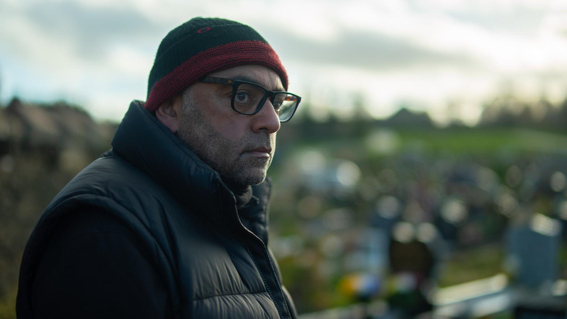 Zulfi Karim at the cemetery