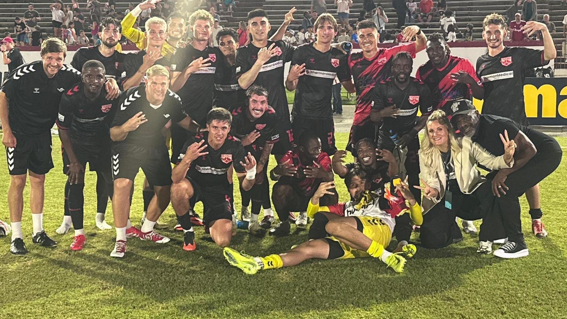 Adrian Forbes (far right) with the Texoma FC squad