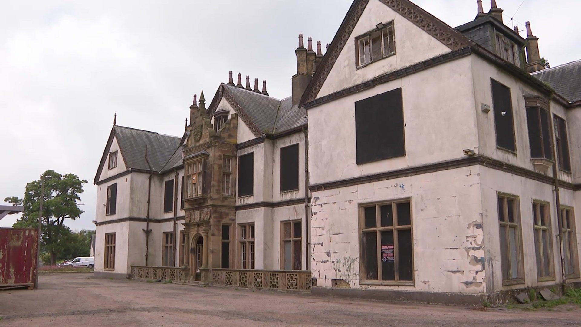 Pool Park, a 200-year-old hall near Ruthin