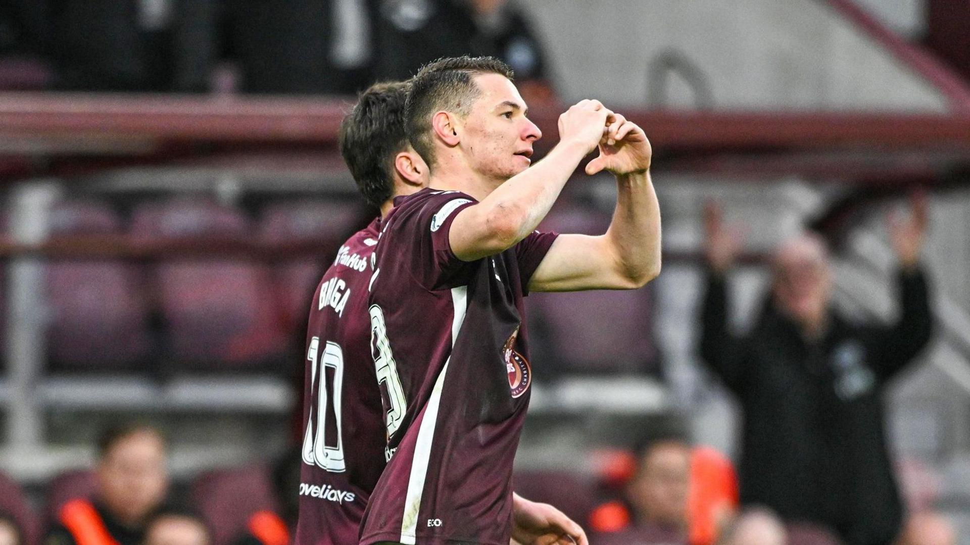 Islam Chesnokov celebrates