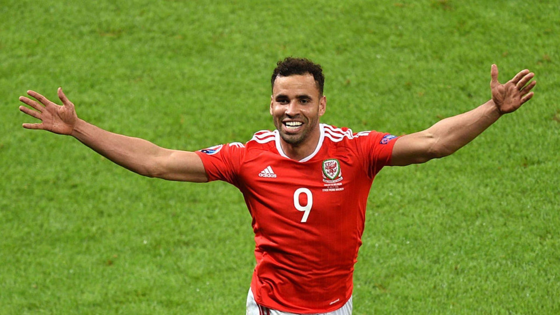 Hal Robson - Kanu