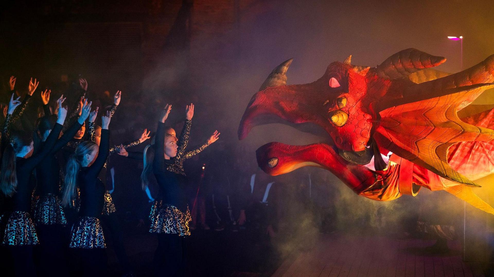 highland dancer at Derry Halloween