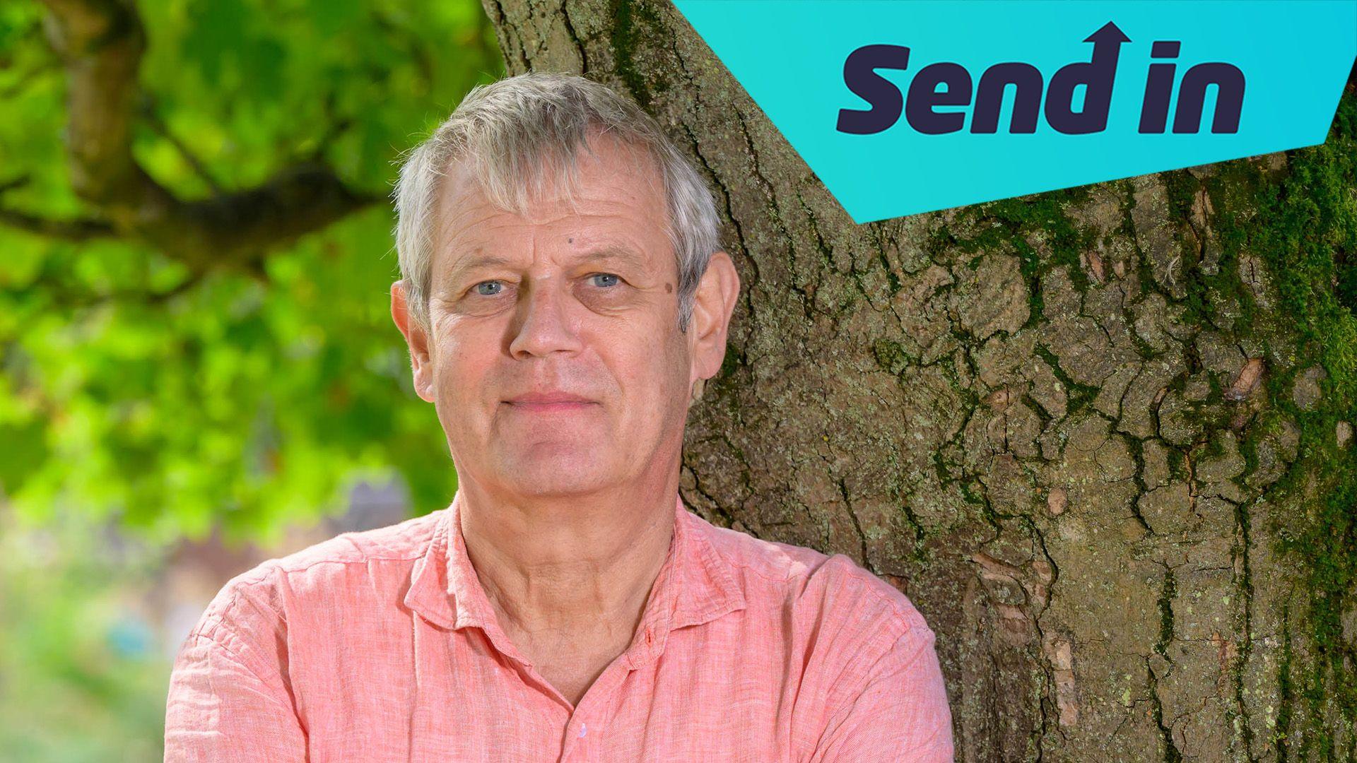 Axel Scheffler stands in front of a tree. A graphic in the top right says 'send in'