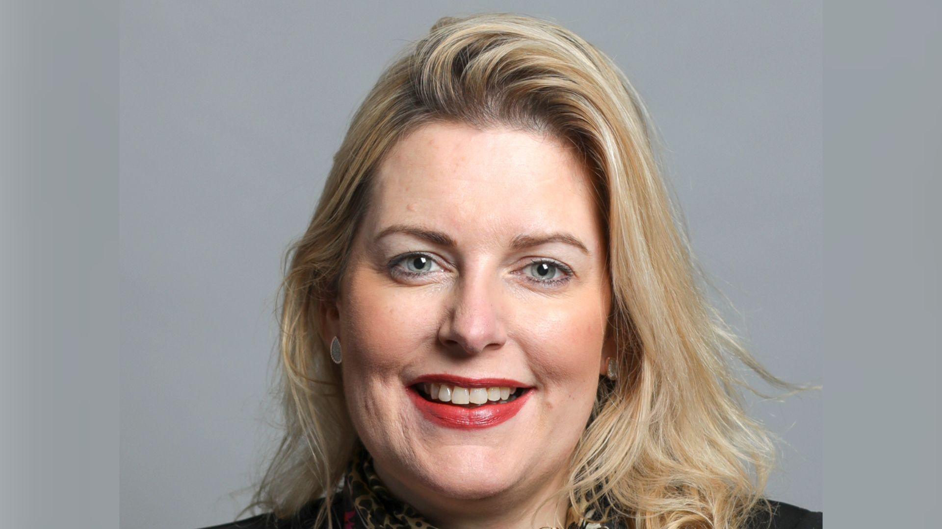 Llun o Mims Davies
