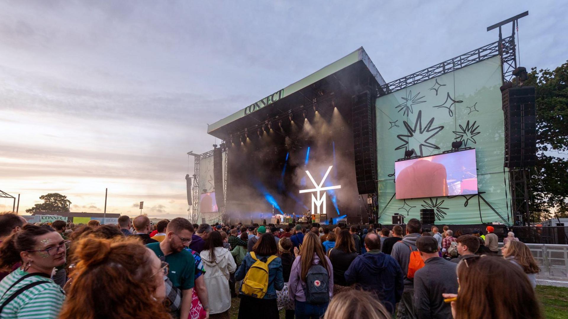 Fans in front of the stage at Connect Festival 2022