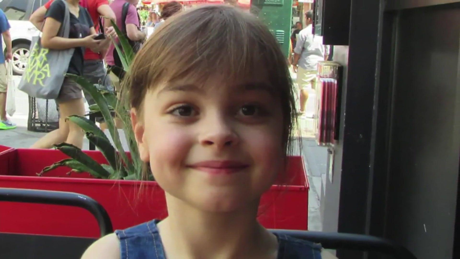 Family image of Saffie-Rose.