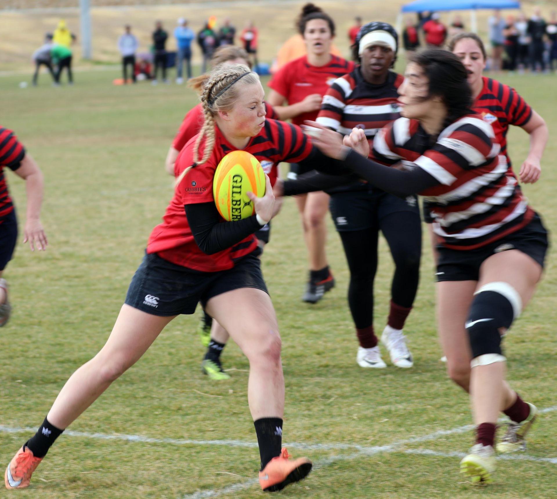 Chwarae rygbi i dîm Las Vegas Rugby