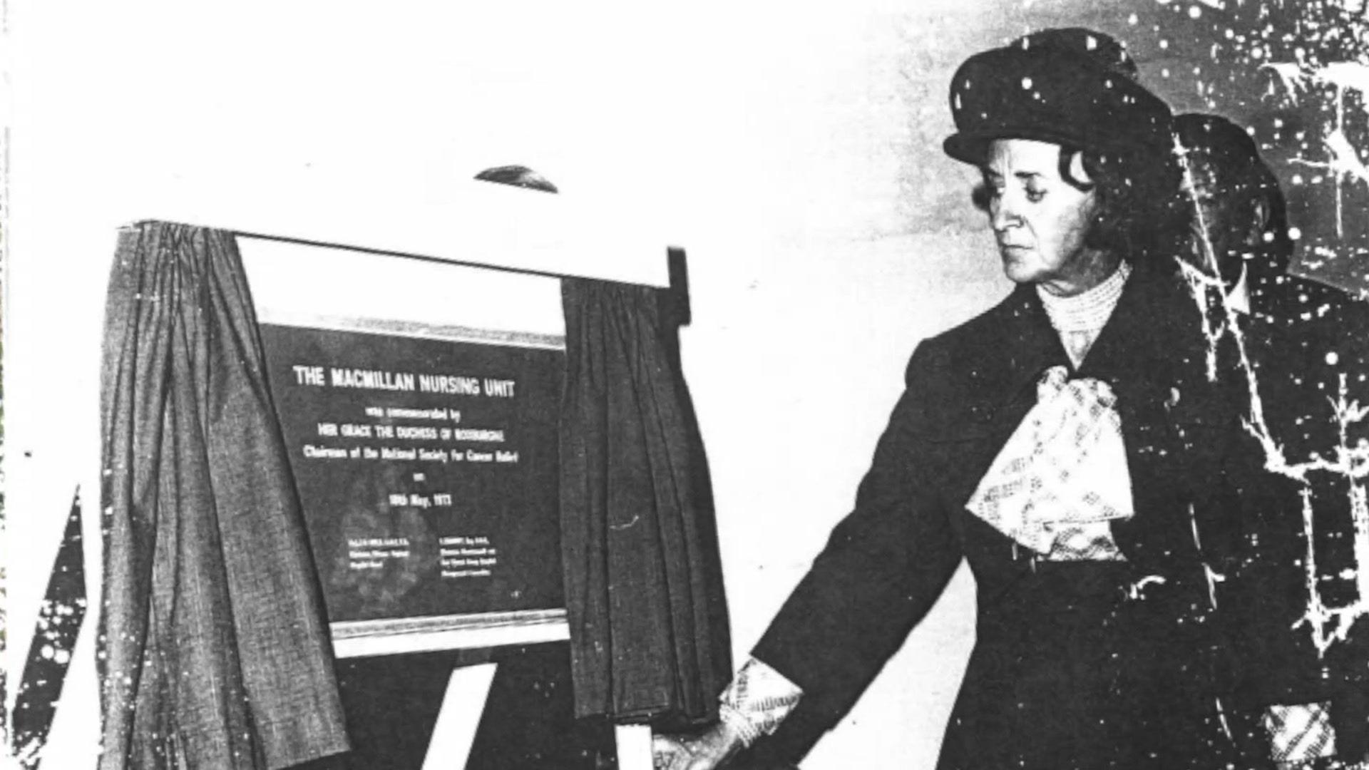 Mary Innes-Ker, Duchess of Roxburghe, unveiling a sign commemorating the units opening. The picture is in black and white.