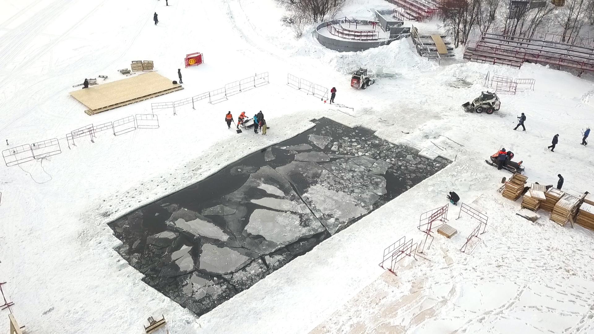 Murmansk Ice Swimming