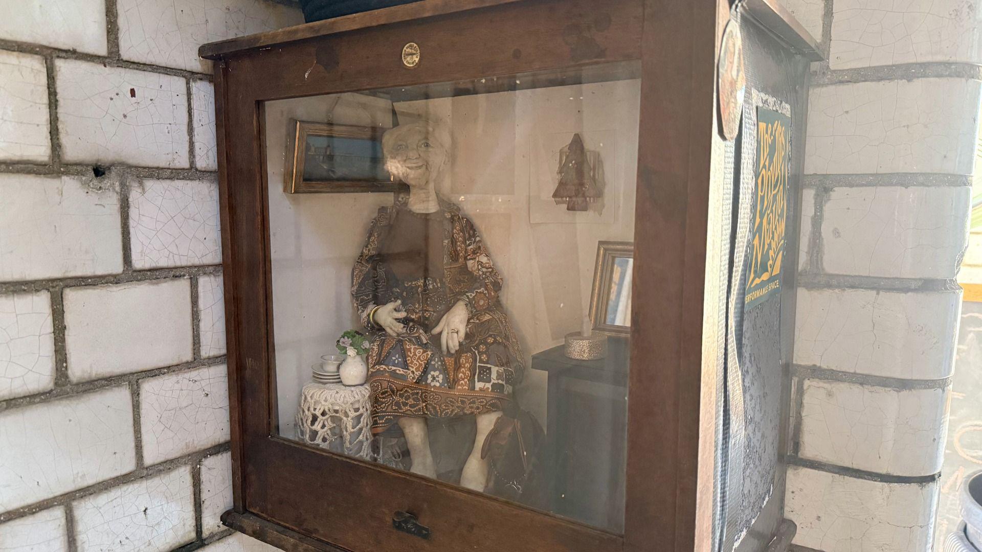 Model o Phyllis Maud yn y Phyllis Maud