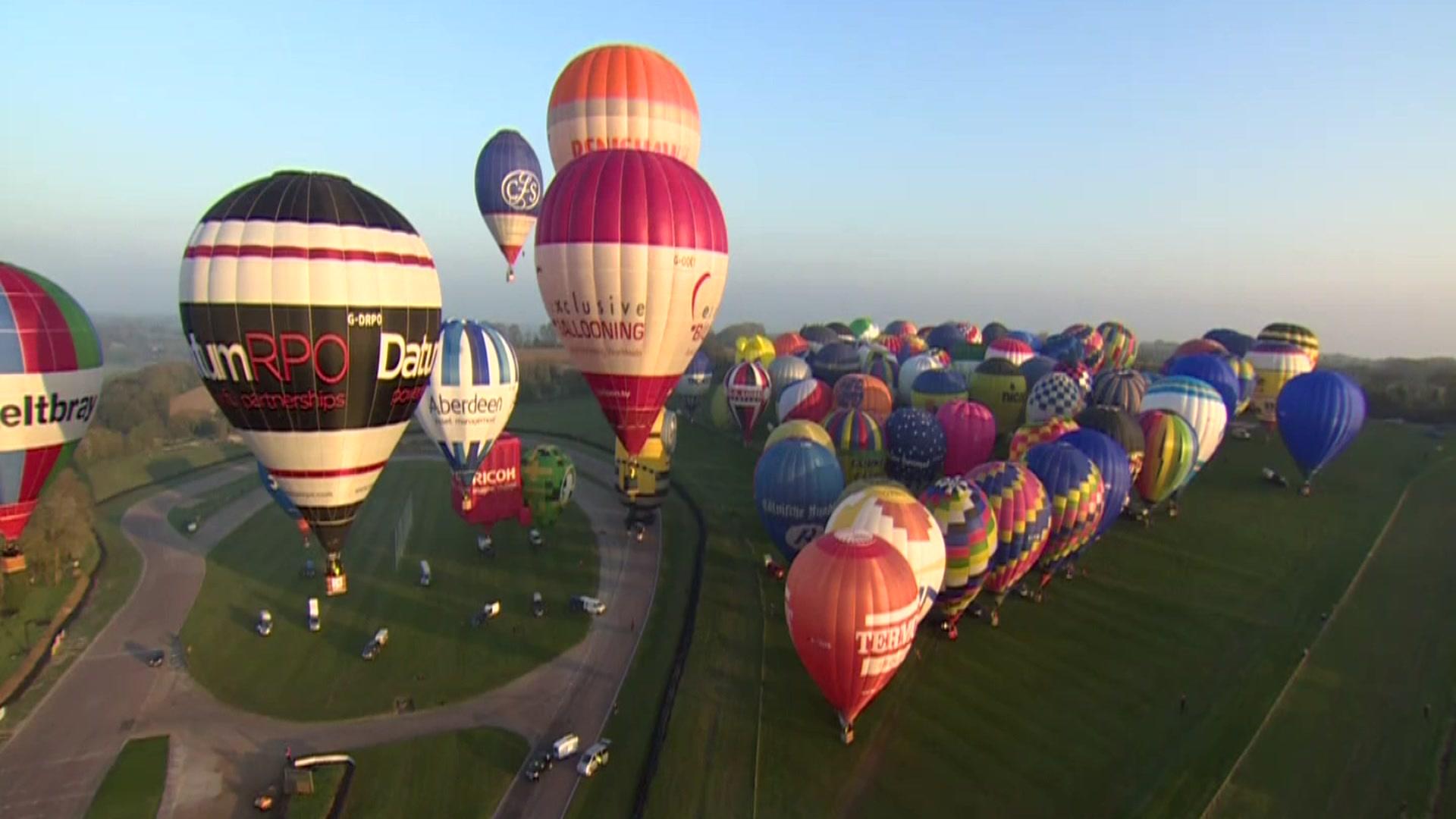 Hot air Balloon world record attempt