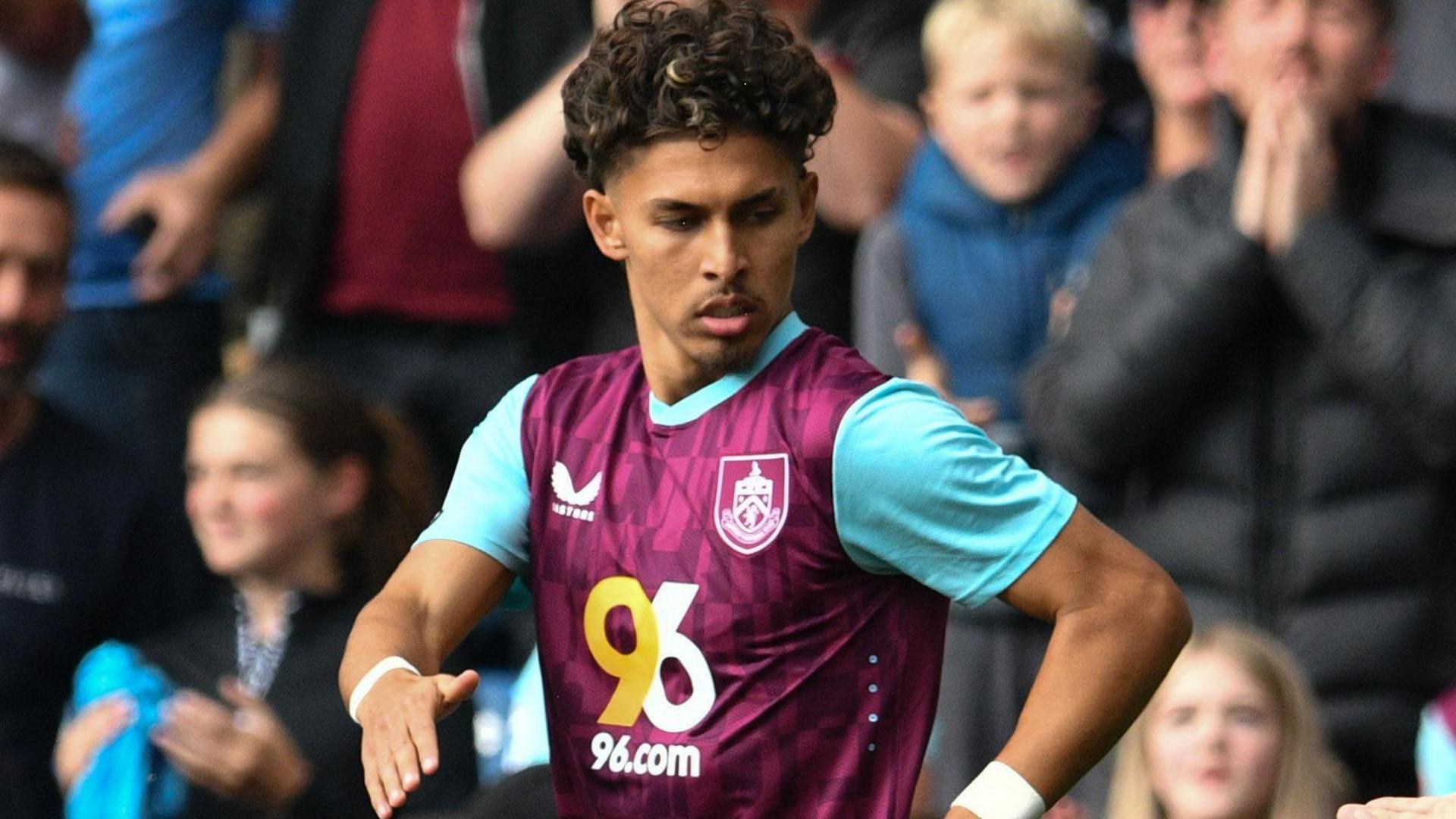 Jeremy Sarmiento of Burnley celebrates scoring his team's first goal of the match to make the score 1-1

21 Sep 2024