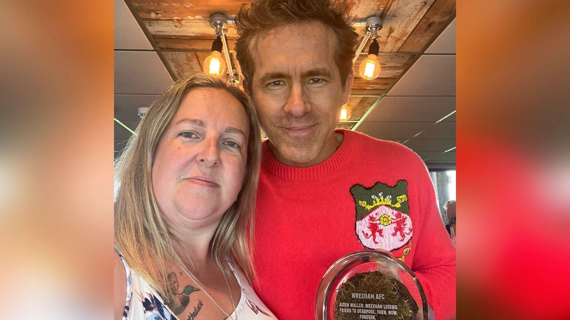 Sarah Waller a Ryan Reynolds