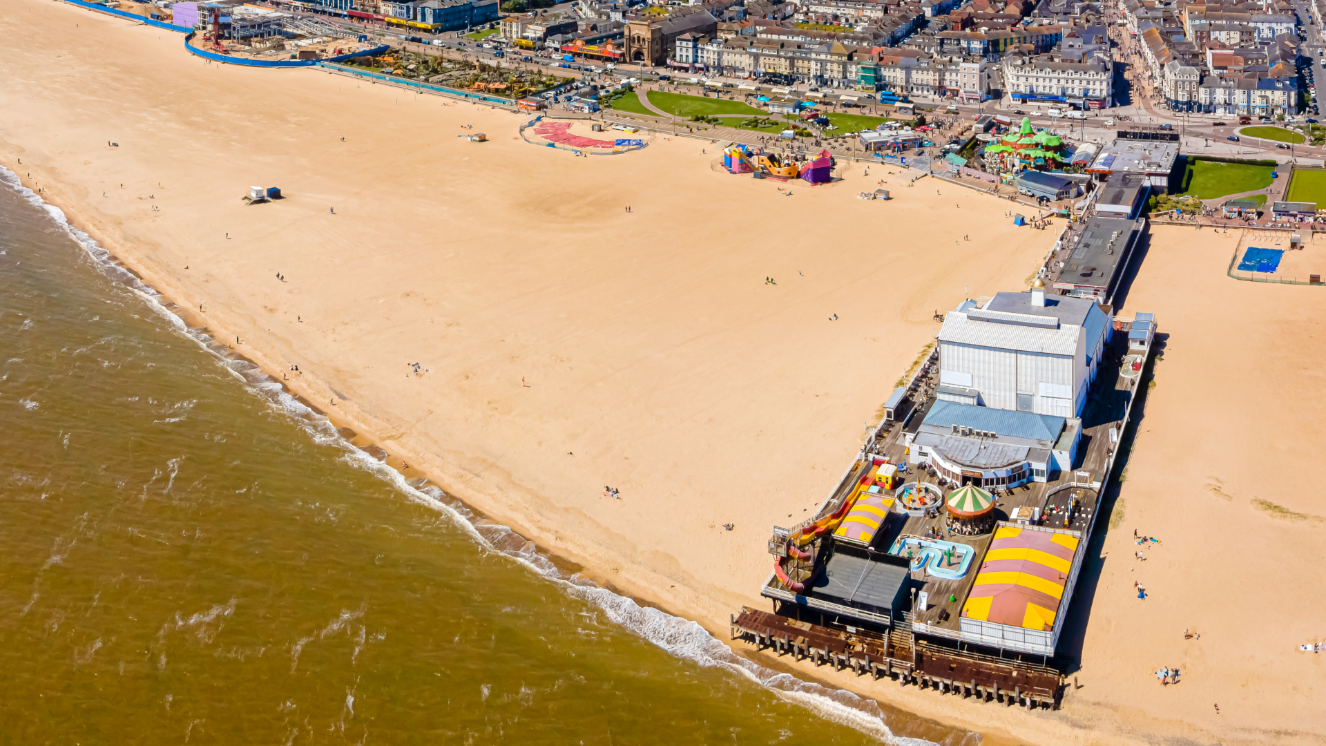 Great Yarmouth s Britannia Pier Crowned As Pier Of The Year 2026 BBC News great-yarmouth-s-britannia-pier-crowned-as-pier-of-the-year-2026-bbc-news