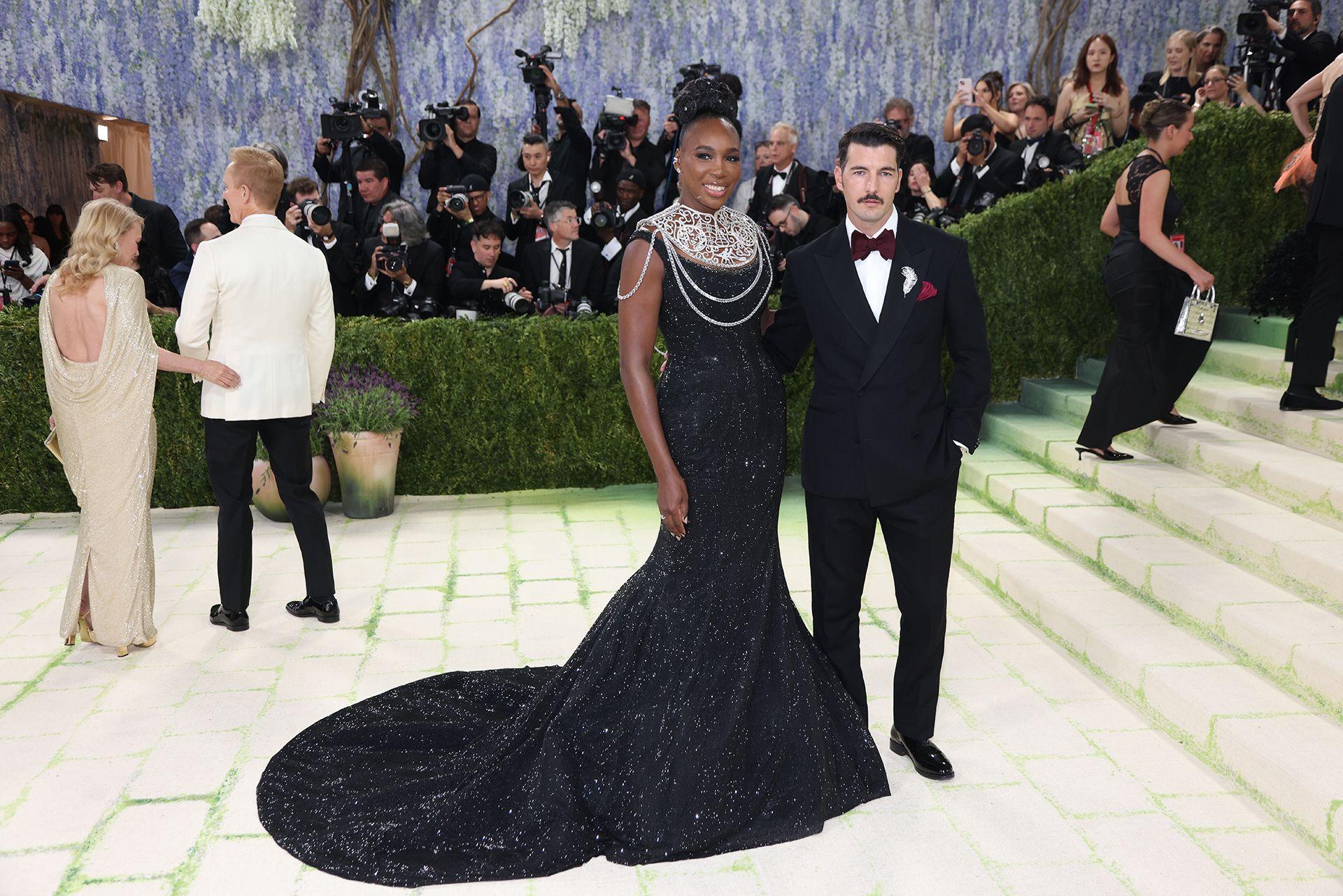 Met Gala 2026 looks: Beyonce, Rihanna and Katy Perry turn heads on the  carpet - BBC News