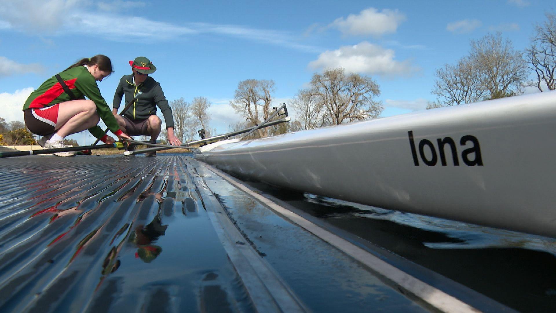 Hannah NicMhànais agus Raibeart Gòrdan bho Chluba Iomraidh Inbhir Nis 