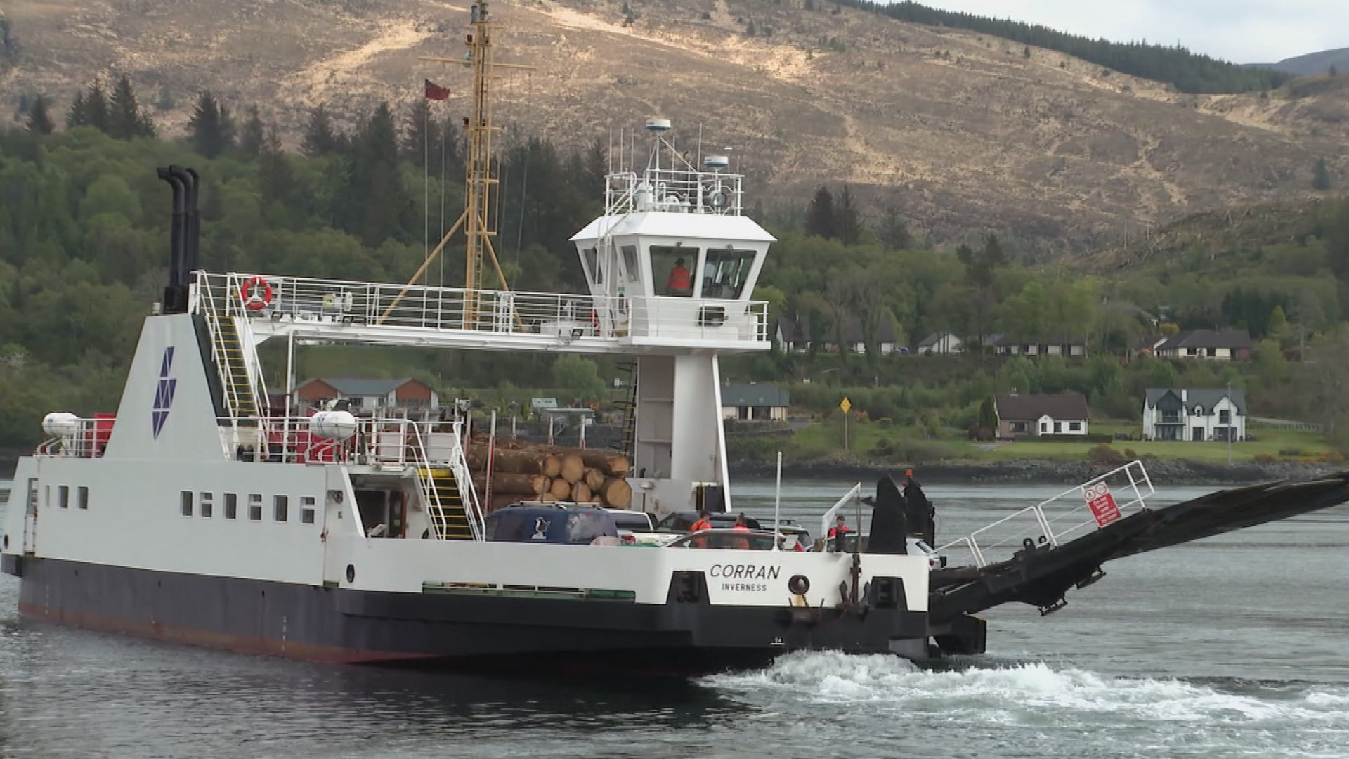 An MV Corran air Caolas a' Chorrain