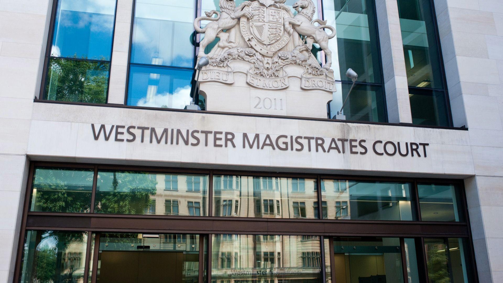 Llys Ynadon Westminster