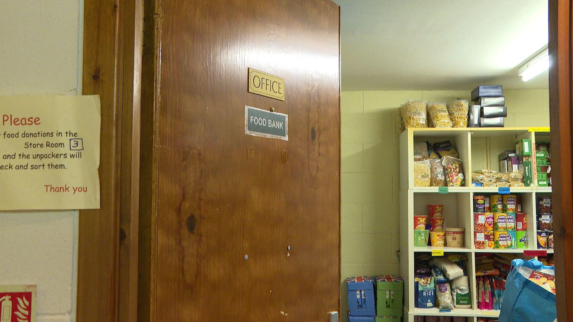 Doras anns a' bhanca-bìdh