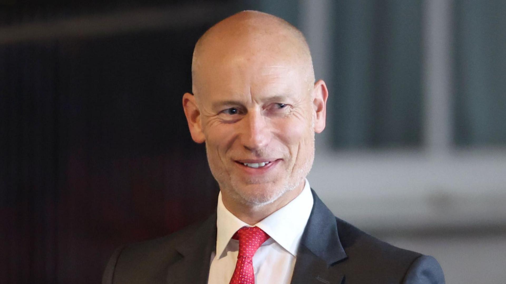 Stephen Kinnock