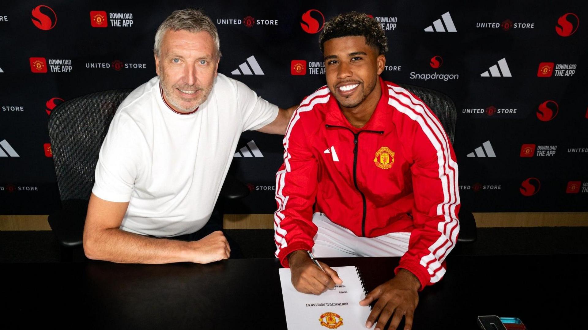 Manchester United's new signing Andrey Santos