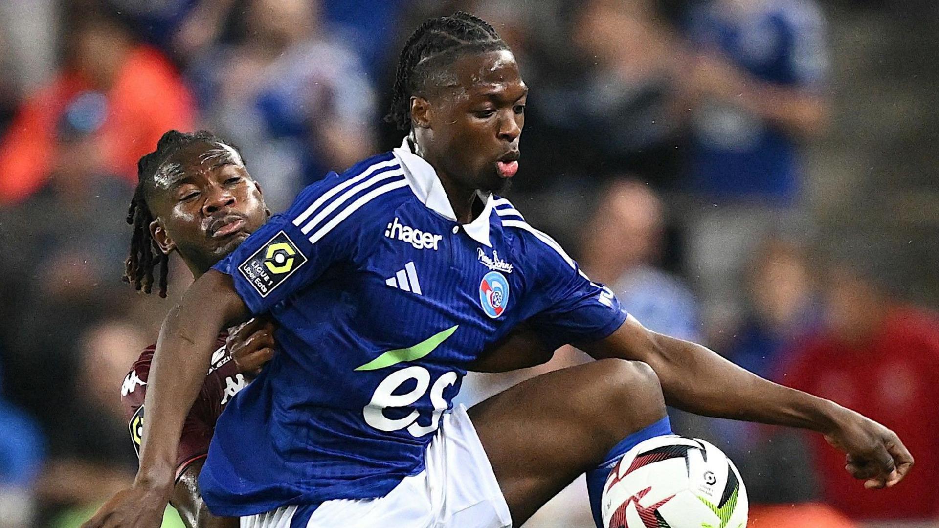 Dilane Bakwa playing for Strasbourg 