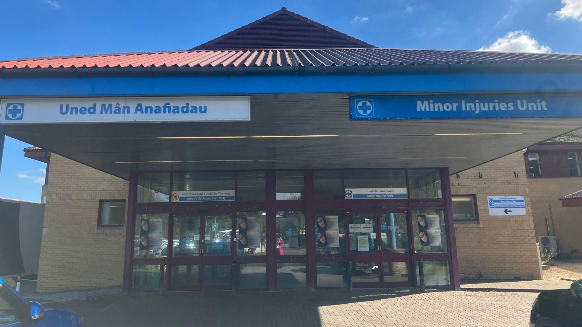 Uned Mân Anafiadau [UMA] Ysbyty Tywysog Philip yn Llanelli