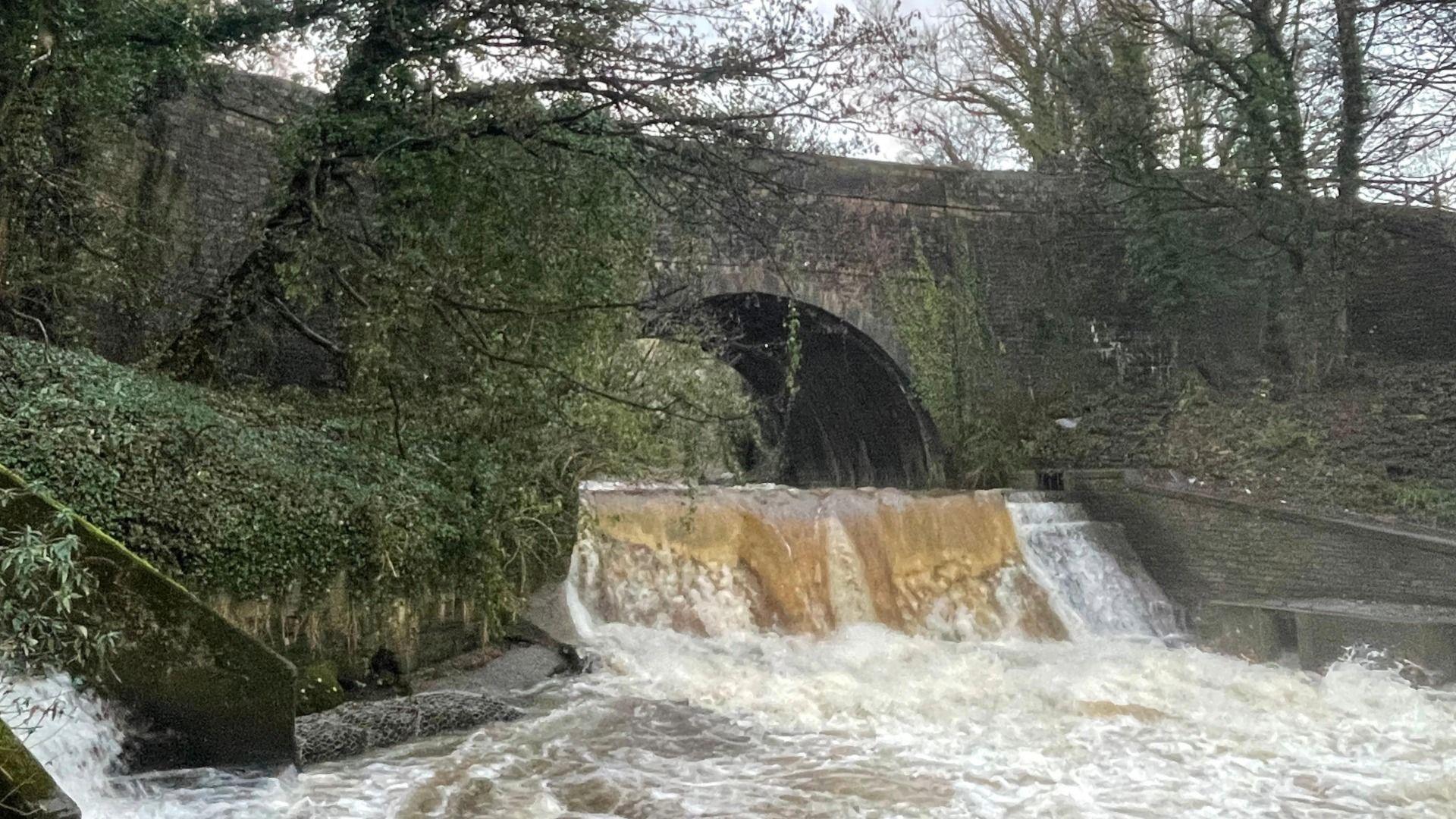 Afon Llwyd yn Nhorfaen