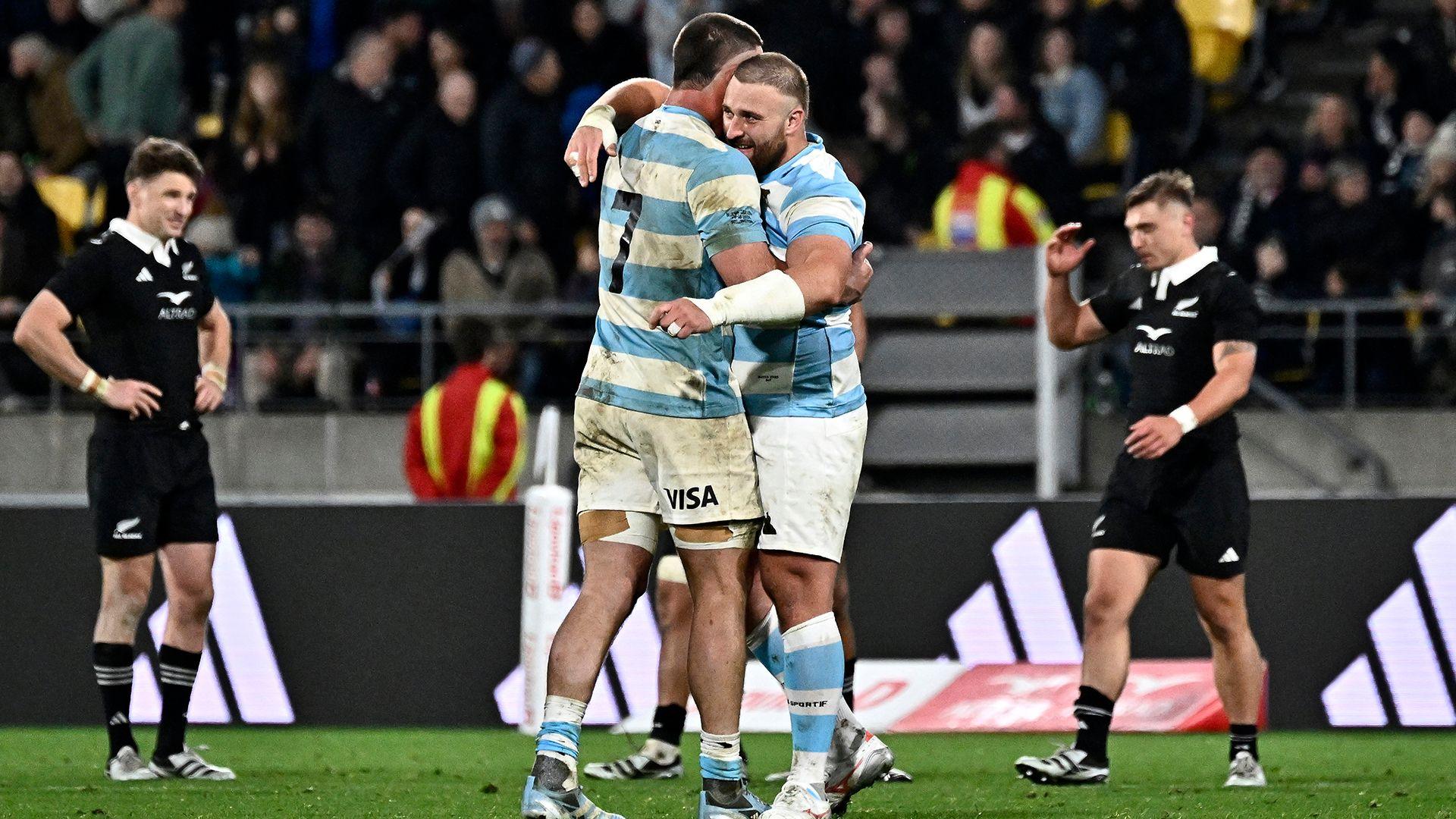 Argentina players celebrate their win over New Zealand