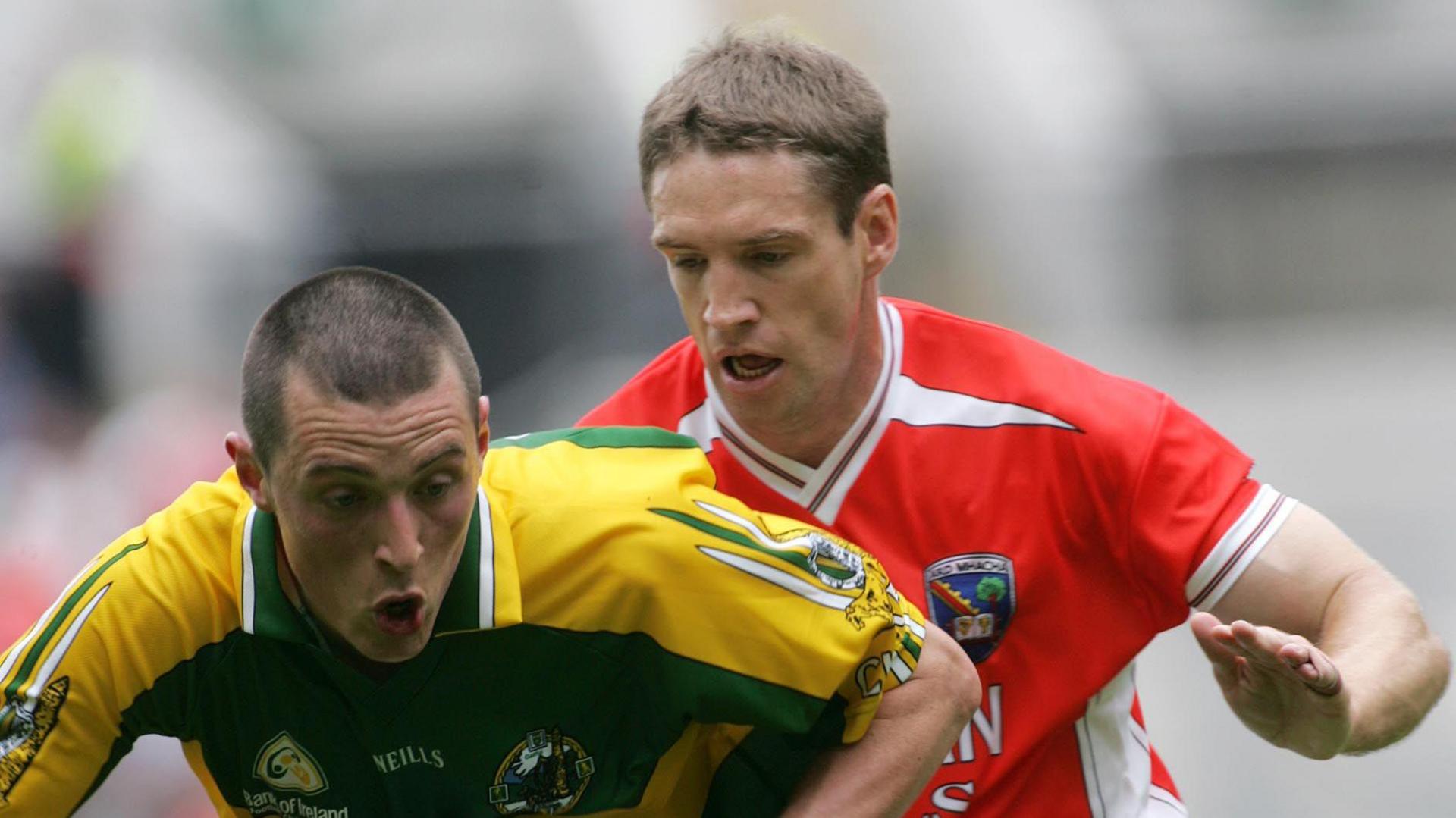 Kieran Donaghy and Kieran McGeeney battle for possession in 2006