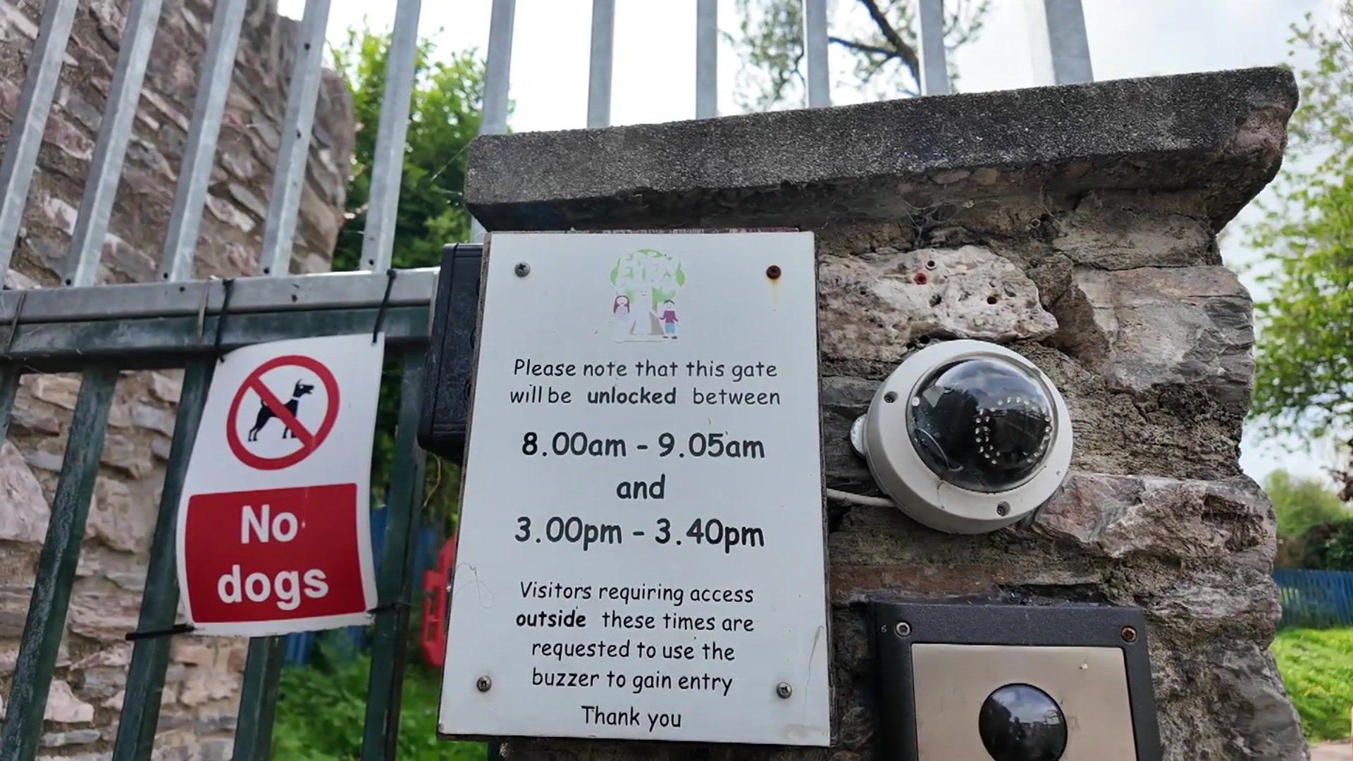 Brixham primary school closure sign